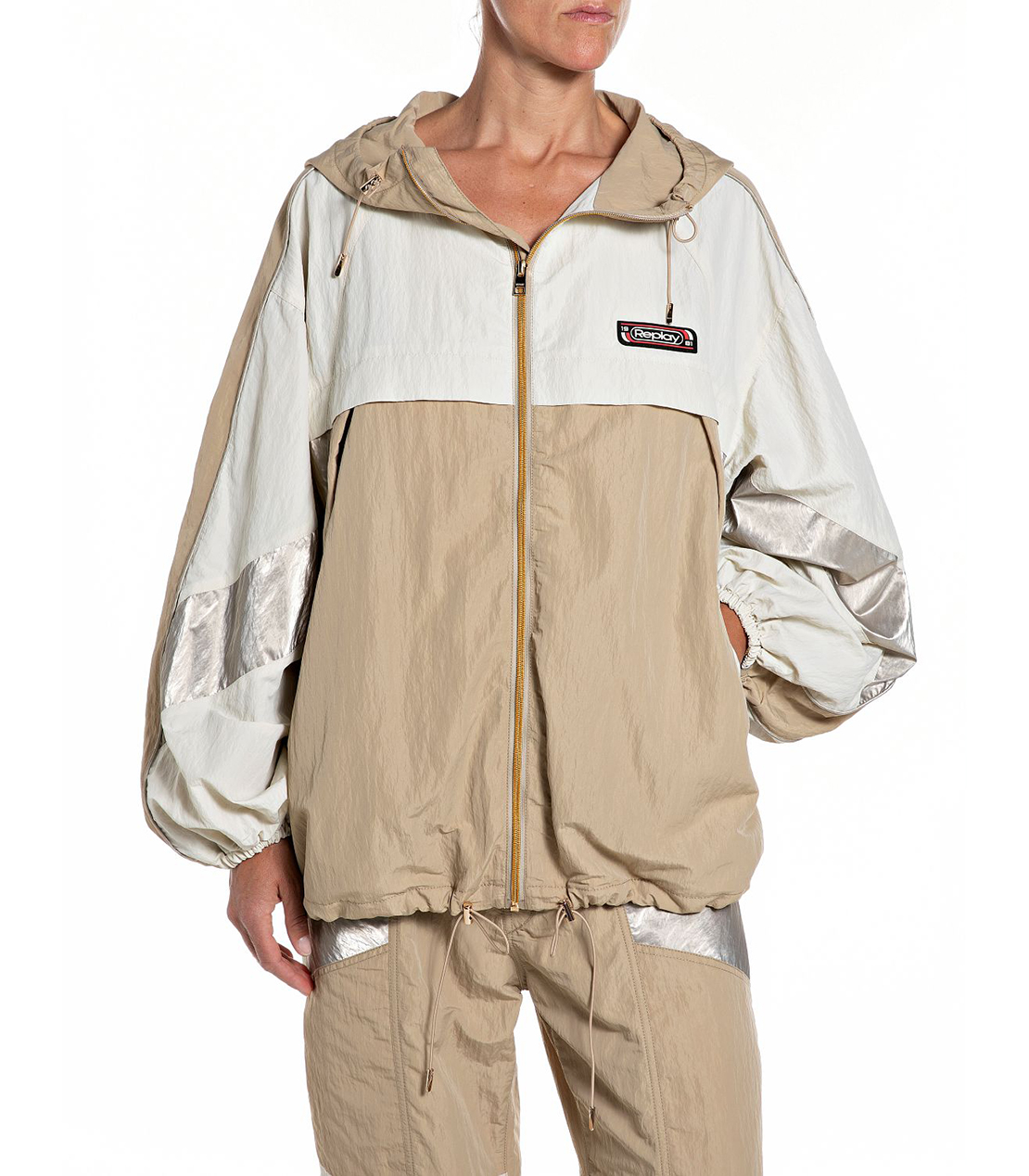 オーバーサイズナイロンジャケット